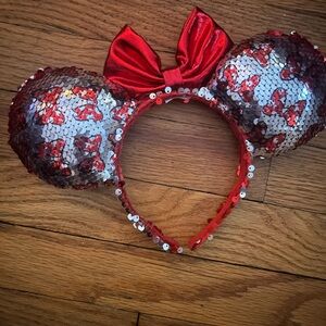 DISNEY Minnie Mouse Red Sequin Bow Headband